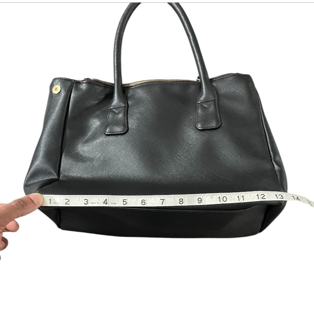 Avon Signature Collection Women Black Handbag - Picture 5 of 9
